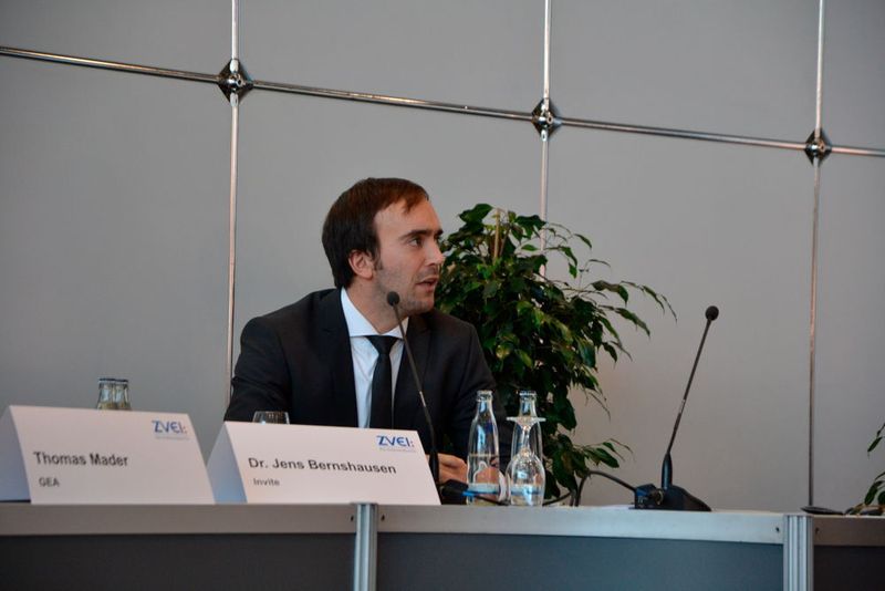 Dr. Jens Bernshausen, Ingenieur für Prozessleittechnik bei Invite in Leverkusen. (PROCESS)