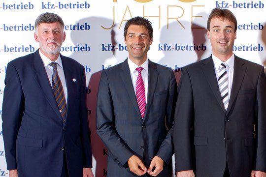 Rainer Biedermann (Innung Hohenlohe-Franken/Schwäbisch Hall), Jürgen Henninger Schmolck und Bernhard Schmolck (Schmolck GmbH) (Archiv: Vogel Business Media)