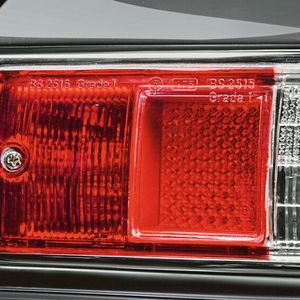 Wie damals: Auch die neuen alten Rückleuchtengläser verfügen über das charakteristische Katzenauge.(Bild:  www.photo-sabinebloch.eu)