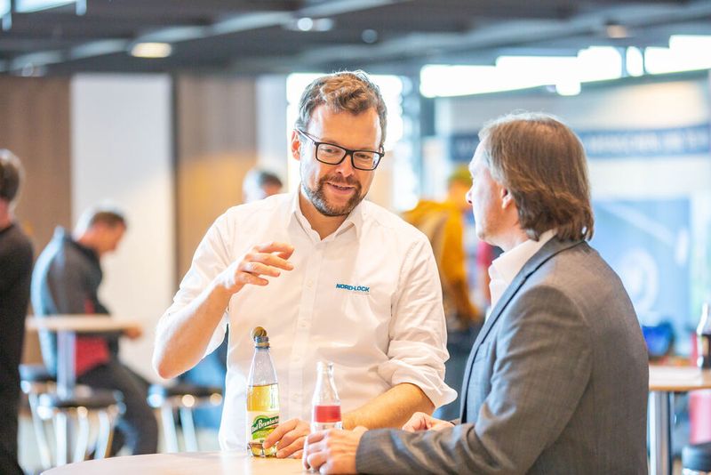 Gerade der fachliche Austausch unter den Schraubexperten untereinander ist das, was die Regionalmesse Schraubtec ausmacht. (Bild: Amelie Jehmlich/ART n Photo)
