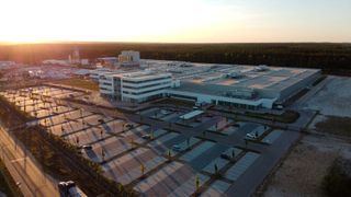 Die „Fabrik der Zukunft“ - das neue Zuhause der Leoni Kabel GmbH in Roth. (Bild: Leoni)