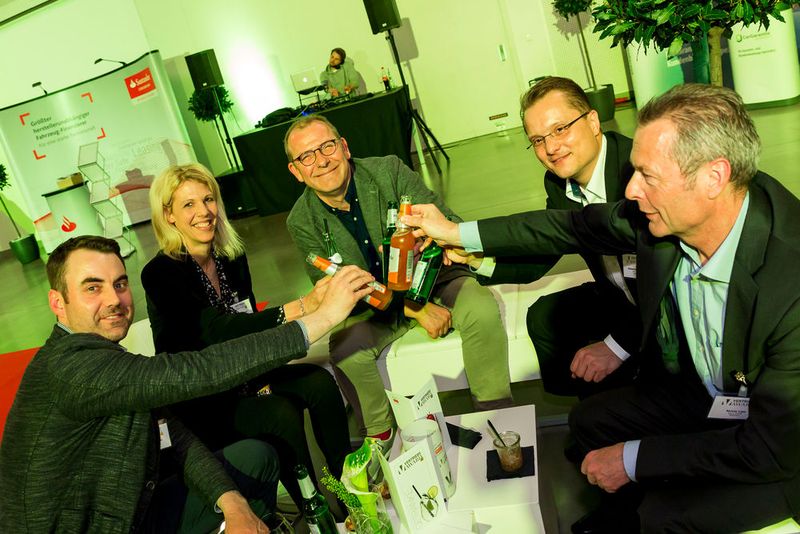 ... guten Gesprächen in entspannter Atmosphäre, ...  (Bild: Stefan Bausewein)