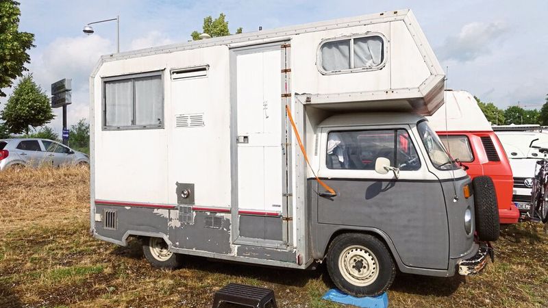 So mancher historische Caravan-Aufbau ließ eine gehörige Portion Eigenleistung seines Besitzers vermuten. (Bild: Dominsky – VCG)