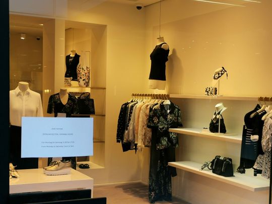 (Lokale Händler können mit der Anbindung von Roqqio ihre Waren über die Online-Verkaufsportale Schuhe24, Outfits24 und Sportmarken24 verkaufen. (Bild: Roqqio Commerce Solutions GmbH))