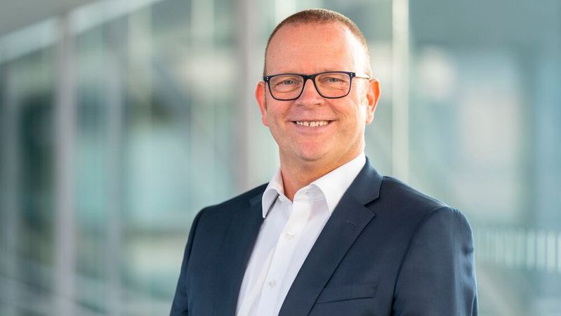 Guido Kutschera ist Dekra-Deutschland-Chef und zugleich Vorsitzender der Geschäftsleitung der Dekra Automobil GmbH.(Bild:  Thomas Kueppers/Dekra)