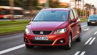 Der Seat Alhambra ist quasi Geschichte, Neubestellungen sind nicht mehr möglich. Das Werk in Palmela arbeitet nur noch den Auftragsbestand ab. (Seat)