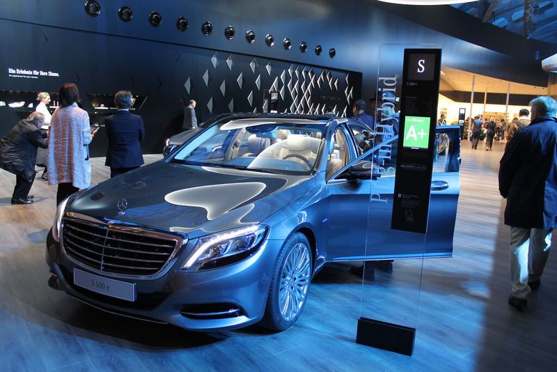 Mercedes-Benz is setting benchmarks in automotive fascination and innovative power with five world premieres at the IAA 2015. The press conference is certainly the biggest and most powerful event during the press days with an amazing band and heaps and heaps of international journalists present. (Source: Schulz)
