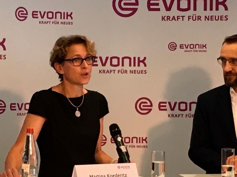 IBM arbeitet mit Evonik zusammen an Möglichkeiten der Digitalisierung. Martina Koederitz, Vorsitzende der Geschäftsführung der IBM Deutschland und General Manager IBM Dach-Region, bestärkt die Partnerschaft der beiden Unternehmen. (Geipel-Kern / PROCESS)