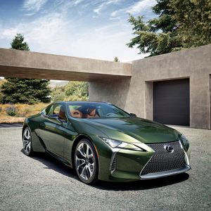 Lexus hat sein Sportcoupé LC 500 veredelt und bietet es als „Club Edition“ an.(Bild:  Andreas Smetana/Lexus)