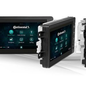 Die neue Radioplattform von Continental kommt mit UKW-Funk ebenso zurecht wie mit aktuellen Smartphones.(Foto:  Continental)
