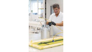 The system consists of the conductive Büfa-Tooling Conductive Gelcoat, the 1.-Layer Resin Büfa-Resin VE 0910 and the low-profile tooling resin Büfa-Resin VE 7100.  (Source: Simone Ahlers/ Büfa)