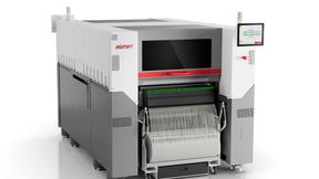 SMT-Bestücktechnik: Mit der SIPLACE V L hat ASMPT SMT Solutions im Oktober 2026 seine Bestückplattform um eine Variante mit bis zu 120 Fördererstellplätzen erweitert. Nun könnte die SMT-Sparte des Konzerns an einen Finanzinvestor verkauft werden. (Bild: ASMPT SMT Solutions)