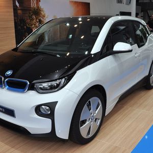 Keine echte Weltpremiere, aber ein echtes Highlight: Der BMW i3 wurde bereits vorgestellt, gehört jedoch sicherlich zu den spannendsten Autos der Messe: 170 Elektro-PS und 200 Kilometer Reichweite sollen die Kunden überzeugen.(Foto: Wehner)