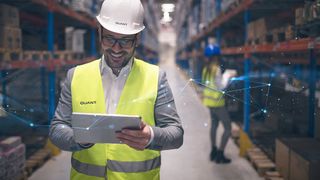 Quant, ein Experte für Instandhaltung, bietet innovative digitale Lösungen für den industriellen Einsatz. Intelligente Wartung integriert Sicherheitsmanagement und digitale Lösungen mit industriellen Prozessen und Methoden. (Freepik)