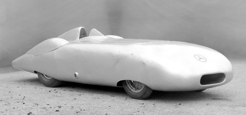 Das Mercedes-Benz-Museum bietet einen Überblick über die Automobilgeschichte von den Anfängen bis heute. (Daimler)