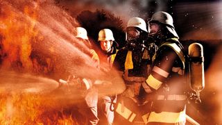 Ein Feuer im Unternehmen kann verheerende Schäden anrichten. (Bild: ©MP2 - stock.adobe.com)