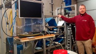 Lars Erlbeck hat im Rahmen seiner Dissertation am Cemos die Anlage entwickelt. (HS Mannheim)