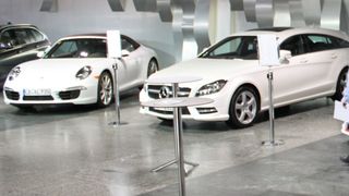 Der Einsatz von Kunststoffen und Composites als Alternative zu Metallkomponenten im Kfz-Bereich, ist am 2. und 3. April ein Kernthema des altbekannten, internationalen Kongresses "Kunststoffe im Automobilbau" in Mannheim. (VDI)