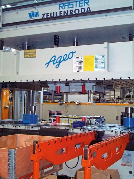 Mit einer Presskraft von 630 t und einem stufenlos einstellbaren Hub von 800 mm ist die Ageo-Werkzeugprobierpresse die größte Umformpresse bei Meiko. (Archiv: Vogel Business Media)