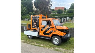 Der Evum beim emissionsfreien Landschaftsbau auf einem Friedhof.  (Bild: EVUM Motors)