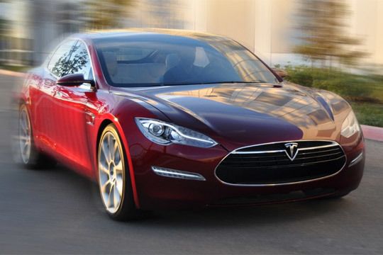 Von Null auf Hundert geht es in unter sechs Sekunden. (Tesla)