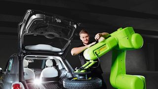 L'unique robot de collaboration dans le monde avec une charge de 35 kg. (Image: FANUC Switzerland GmbH)