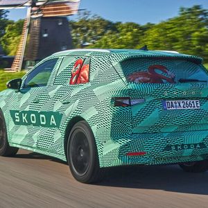 Das zweite E-Modell der Tschechen startet in der Kompakt-SUV-Klasse.(Bild:  IvoHercik.com)