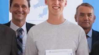 Moritz Meißner gewinnt den Landeswettbewerb des Kfz-Gewerbes Hessen. (Biernath)