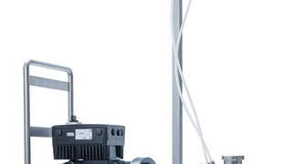 Mobiles Hyghspin-Aggregat, Motor mit Frequenzumrichter in Schutzklasse IP66 und Serviceschalter (Jung Process Systems)