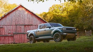 Der Scout Terra ist laut Hersteller auf eine rein elektrische Reichweite von ca. 560 Kilometern ausgelegt, der Range Extender soll weitere 260 Kilometer ermöglichen.  (Bild: Andrew Trahan)