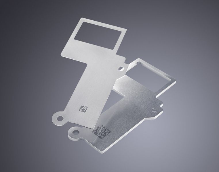 Mit der neuen Option Dot Matrix Code kennzeichnen Maschinen der Trulaser Serie 5000 schnell und prozesssicher Teile von unterschiedlicher Materialstärke und -art mit einem standardisierten Industriecode, beschreibt Trumpf. (Bild: Trumpf)