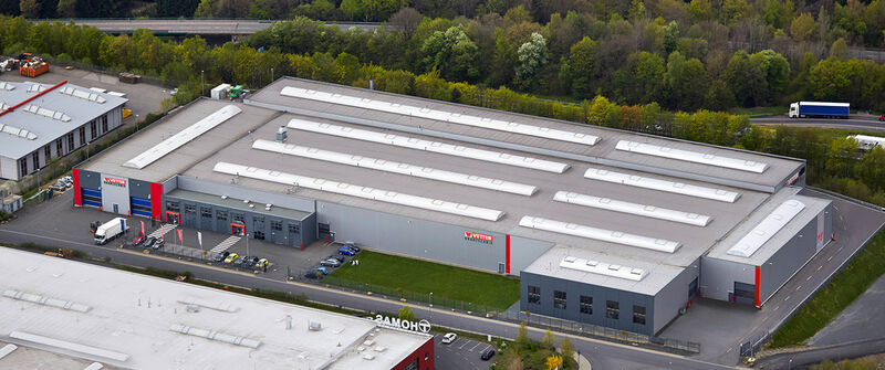 Der neue Firmensitz der Vetter Krantechnik GmbH in Haiger. (Bild: Vetter Krantechnik)