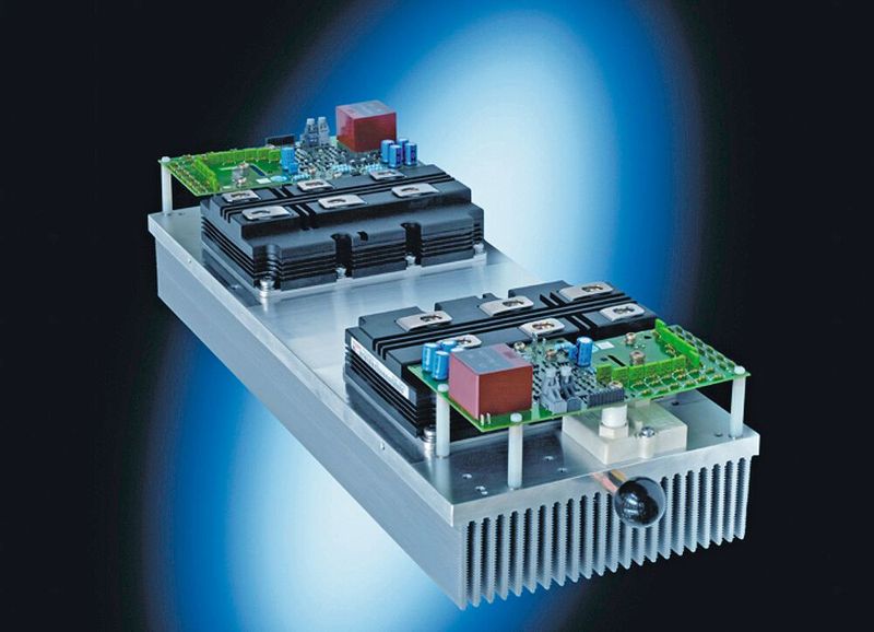 Mit neuen Siliziumkarbid-Dioden (SiC) ist es Siemens und seinen Forschungspartnern gelungen, die Leistung von Frequenzumrichtern um knapp 10 % zu erhöhen. (Bild: Siemens)