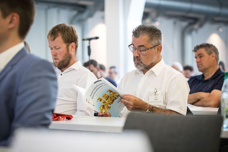 Steckverbinderkongress 2023 Tag 2: Kongress mit Trendthemen von PCF über DC-Steckverbinder, Hybridsteckverbinder, Qualifizierung, Single Pair Ethernet, Hands-on Workshops bis zu 3D-Druck und Konfektionierung. (Bild: Stefan Bausewein)