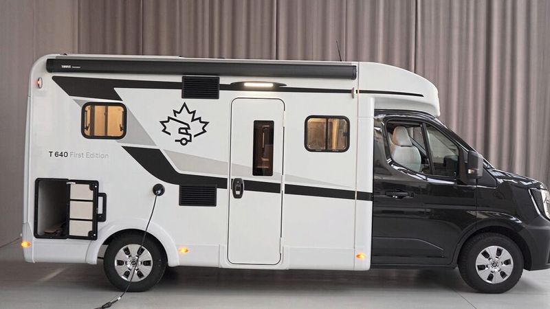 Ahorn Camp aus dem pfälzischen Speyer, das seine Fahrzeuge ausschließlich auf dem Renault Master aufbaut, erweitert seine Modellplatte um zwei weitere Teilintegrierte. (Bild: Ahorn Camp)