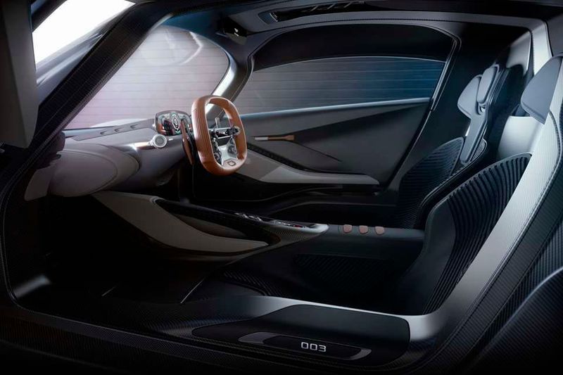Der Valhalla das etwas alltagstauglichere Modell in der neuen Familie sogenannter „V Cars“ sein. (Aston Martin)