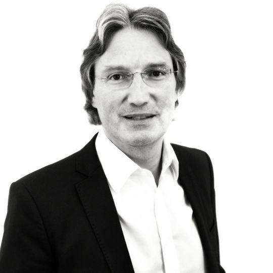 Dr. Rafael Arto-Haumacher ist Country Manager Germany bei Esker.(Bild:  Esker)