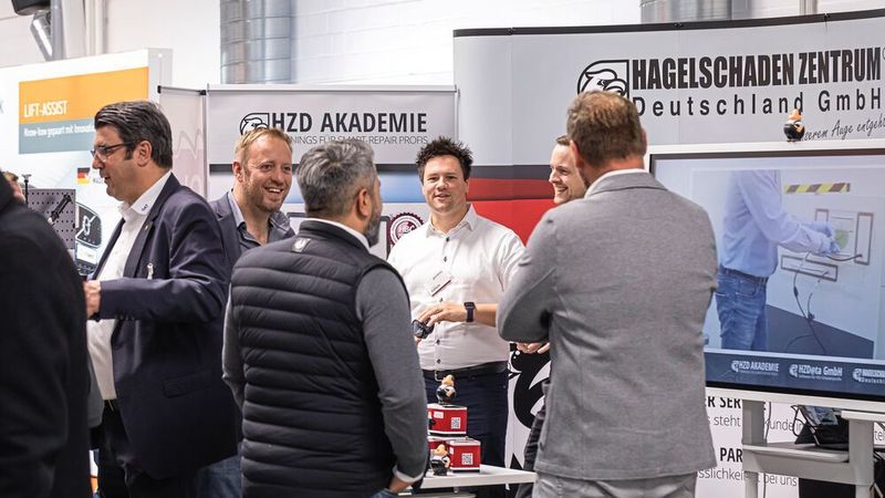 Die Hagelschaden Deutschland GmbH sucht den kontakt zu K&L-Betrieben um deren Hagelschäden professionell abzuwickeln. (Stefan Bausewein)