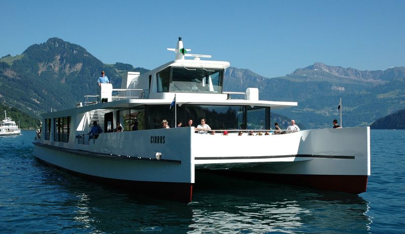 Vierwaldstättersee: Das Eventschiff verspricht einen einzigartigen Panoramablick auf die Schweizer Alpen. Die MS Cirrus ist der erste Katamaran auf einem Schweizer See. (Bild: Shiptec Lucerne)