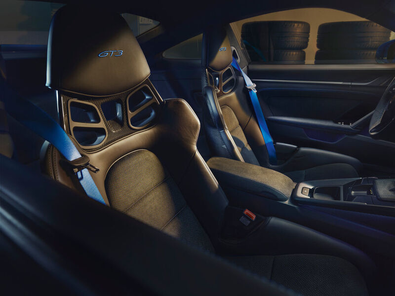 Die Schalensitze des GT3 sind aus Carbon. (Thomas Strogalski/Prosche)