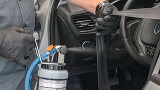 Die Signal Iduna übernimmt die Kosten der Innenraumdesinfektion nach der konkreten Reparatur. (ZKF)