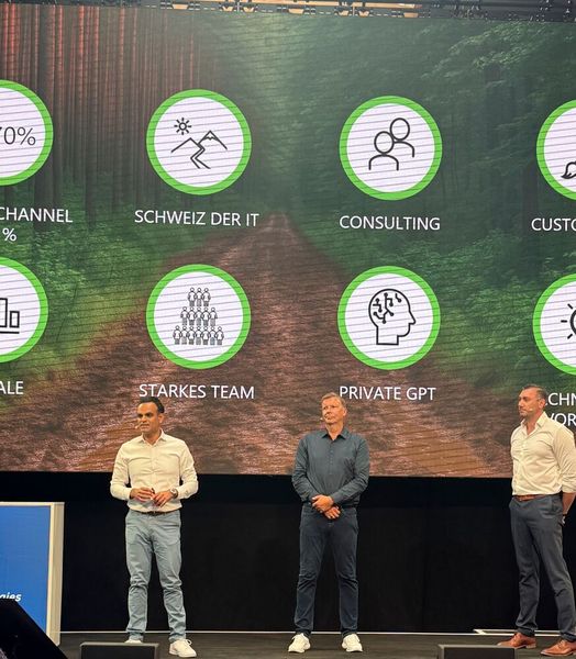 Fsas-Channel-Strategie 2025 mit vereinfachtem, attraktivem Partnerprogramm: Im vertrauten Partnerkreis werden alle Fragen offen beantwortet von Sanstosh Wadwa, Maik Homscheid und Julius Berger (Fsas). (Bild: Vogel IT-Medien GmbH)