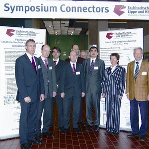 Konnten mit dem 1. Symposium Connectors vollauf zufireden sein: Der Programmausschuss unter der Federführung von Jian Song