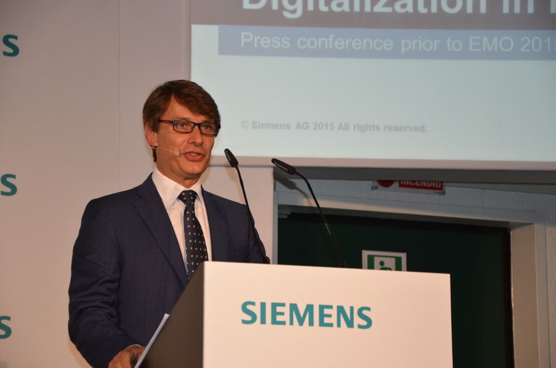 Das Technologie-Zentrum gehört zur Division Digital Factory, dem Herz der Innovation von Siemens in Italien, wie es Ambrogio Castiglioni, Leiter Motion Control Simens Italien, nennt. (Jablonski)