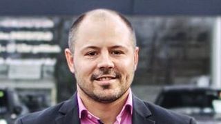 Sascha Nauerz hat die Schwinn-Autohäuser gekauft und will sie zu Mobilitätszentren für die Kunden ausbauen. (Bild: Nauerz-Gruppe)