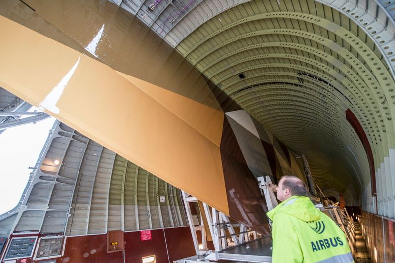 Airbus konnte die erste Konzeptphase für das Frachtflugzeug Beluga XL abschließen, die neue Generation der Großraumtransporter basiert auf dem A330. (Airbus)