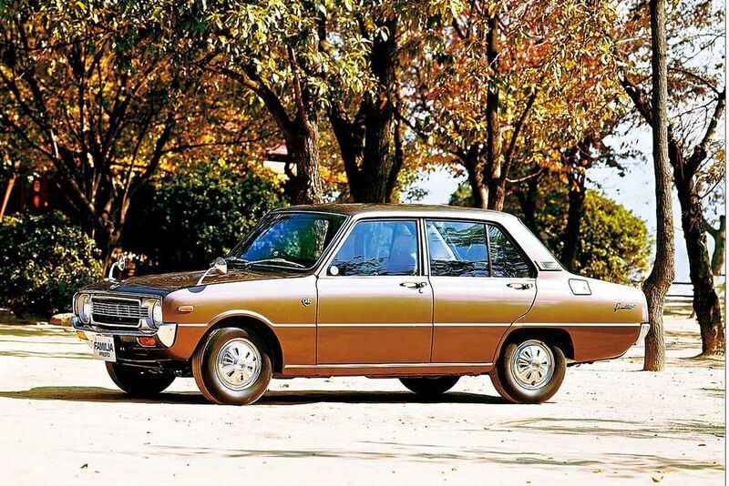 Der Kia Brisa, der ab 1974 produziert wurde, war ein Nachbau des Mazda Familia.  (Mazda)