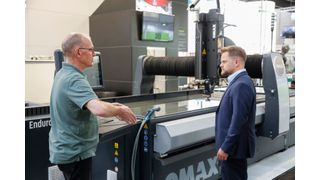 Zahlreiche Maschinen waren auf der METAV zu sehen: von der Wasserstrahlschneidanlage über Bearbeitungszentren und Drehmaschinen bis hin zu Erodiermaschinen und 3D-Druckern.
 (Bild: VDW)