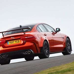 (Jaguar)