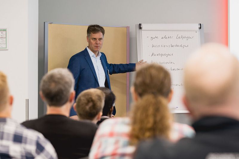 Impressionen vom Anwenderkongress Steckverbinder 2025. (Bild: Stefan Bausewein)